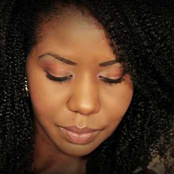 Finger-Combing-Tight-Curly-Natural-Hair
