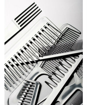 92029331 Combs