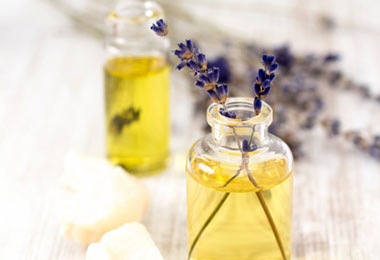 A Simple Lavender Spritz for Softer Hair