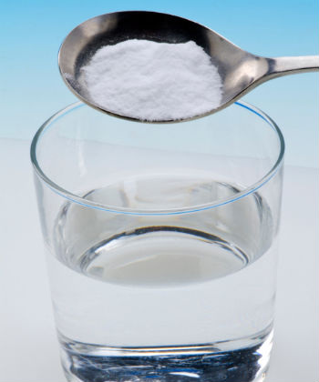 Baking 350x420 6 baking soda and water