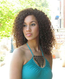 Leah Thompson's Curly Hair Journey