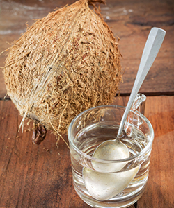 The Great Debate: Does Your Coconut Oil Really Have Proteins?