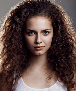 15 Essential No-Frizz Tips