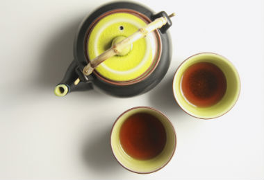 5 DIY Homemade Hair Rinses